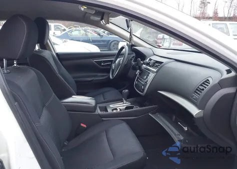 2016 Nissan Altima 2.5/2.5 S/2.5 Sl/2.5 Sr/2.5 Sv из США, поврежденный, VIN 1N4AL3AP7GC236216